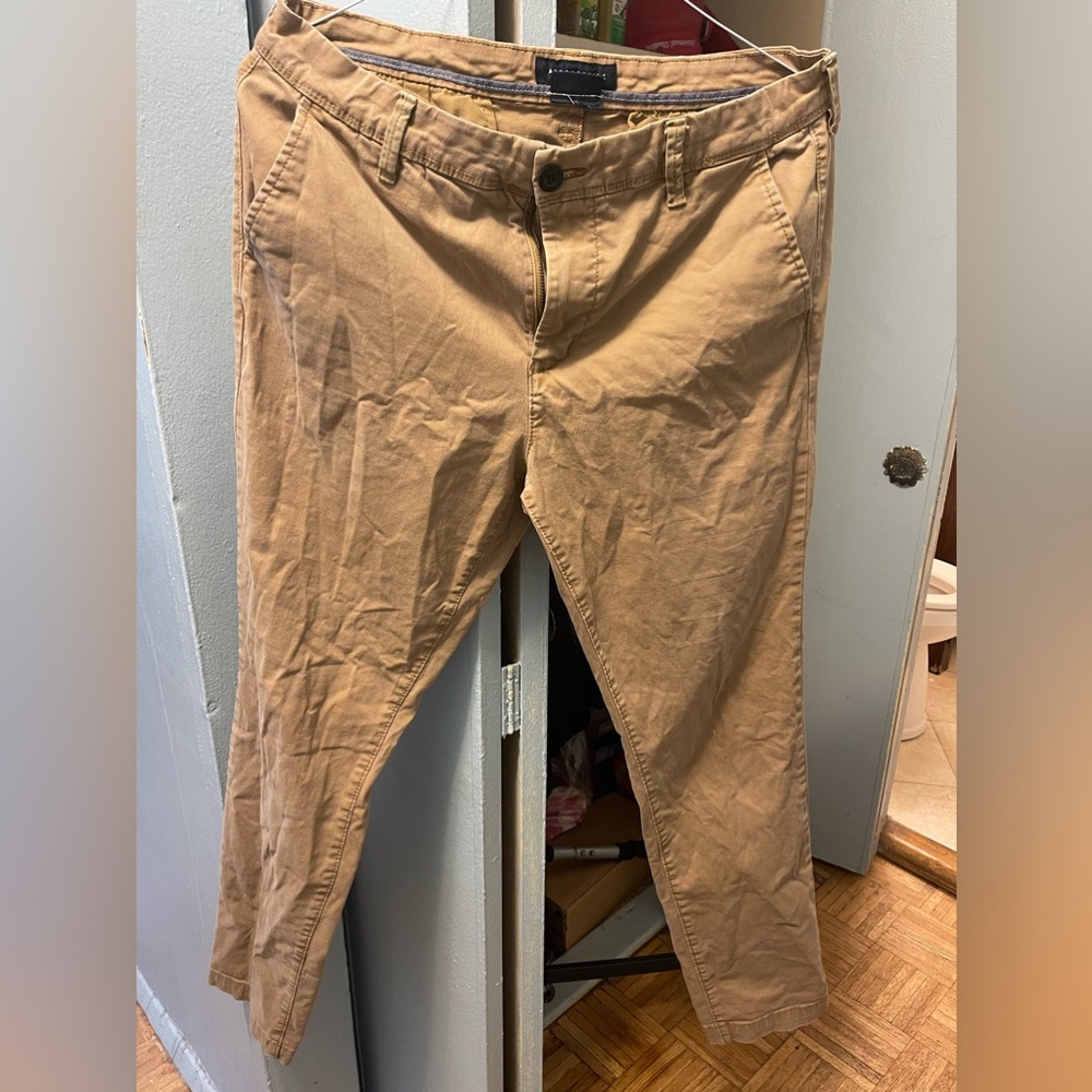 Back-to-school Special; Skinny Chinos in Cotton, some stretch; W 34, L 32; Khaki